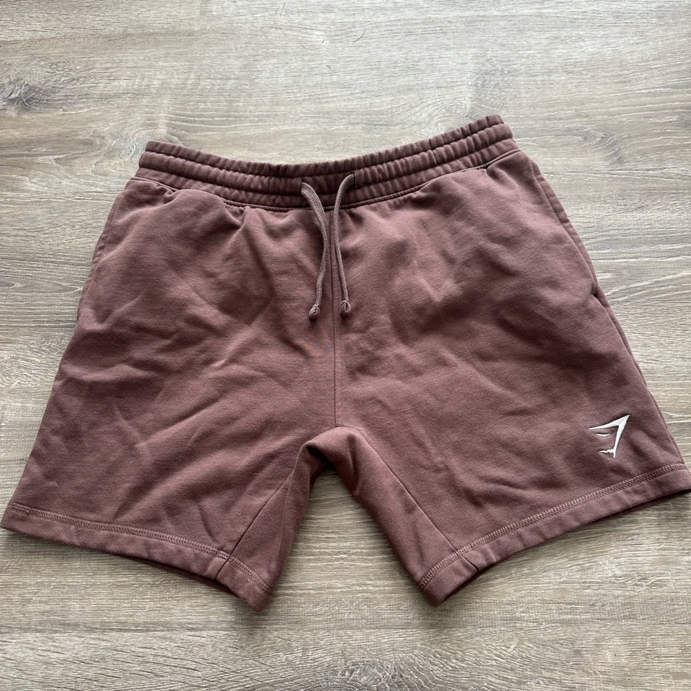 PRICE FIRM- Men’s Size M- BRAND NEW WITHOUT TAGS- Gymshark Fleece shorts- brown